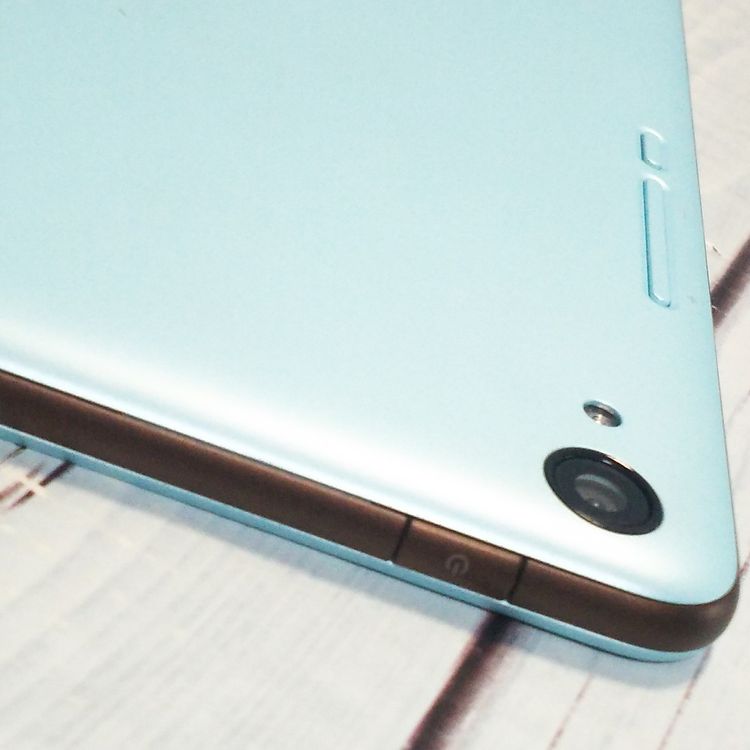 au KYOCERA Qua tab QZ8 ���祳�ߥ�� KYT32  381