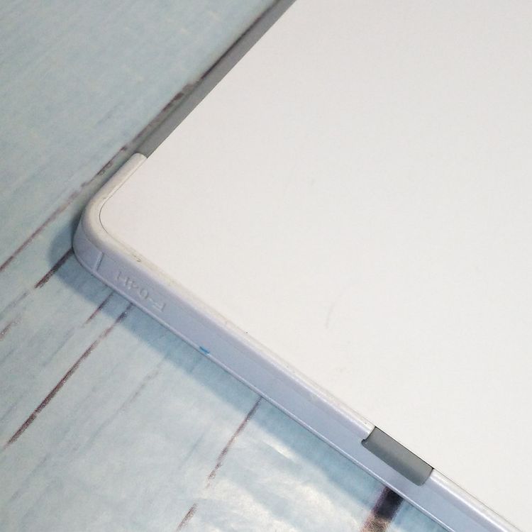 arrows Tab F-04H docomo White  592