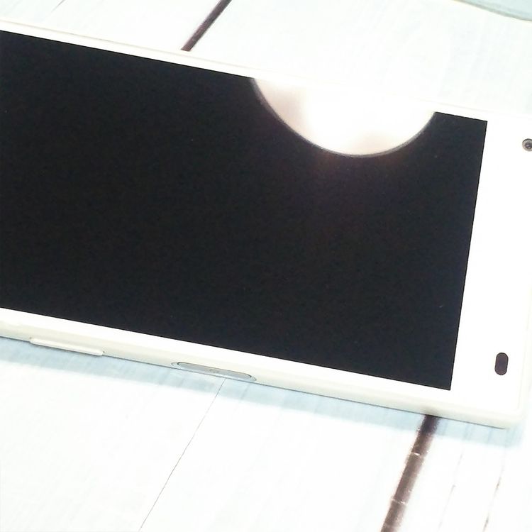 docomo Xperia Z5 Compact SO-02H WHITE  452