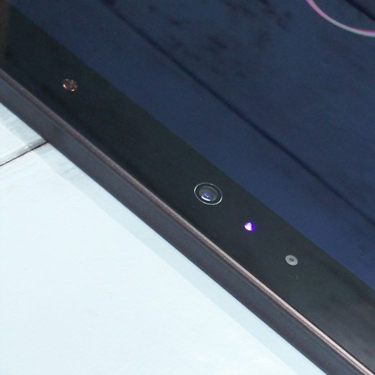 docomo arrows Tab F-02K Black �֥�å�  681