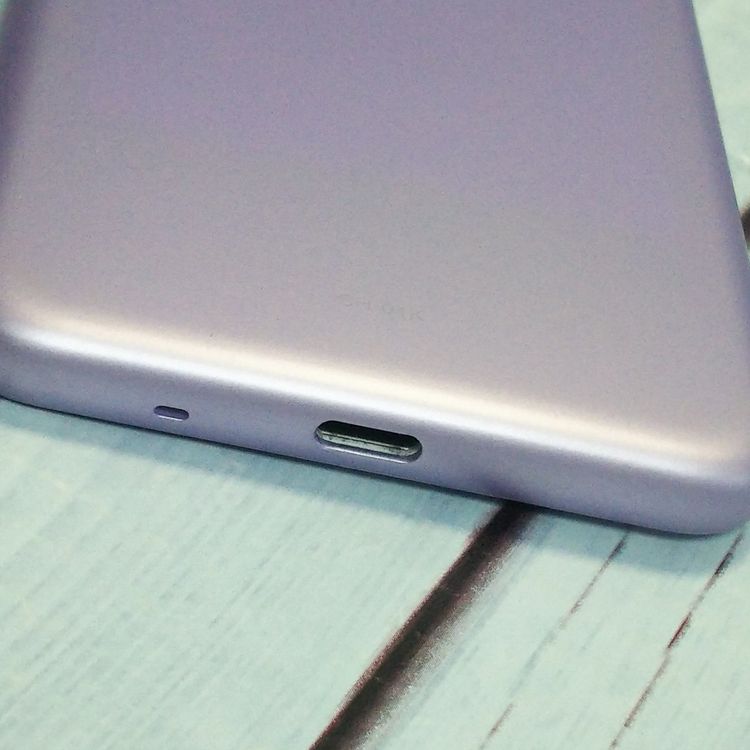 docomo AQUOS sense SH-01K��٥����  386