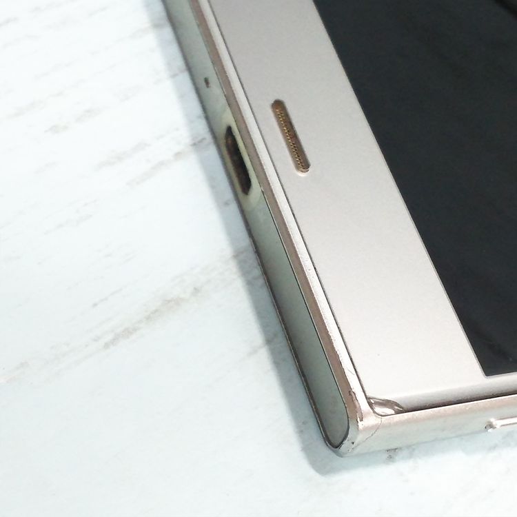 docomo Xperia X�� SO-01J Platinum ����С� [�����]  015