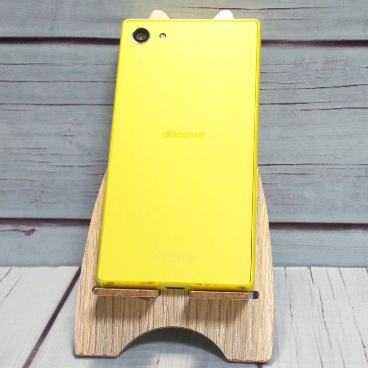 docomo Xperia Z5 Compact SO-02H Yellow/��������  690