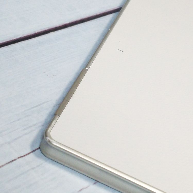 docomo arrows Tab F-02K White �ۥ磻��  173