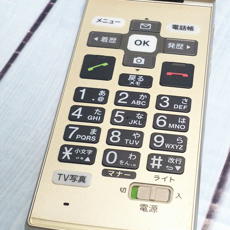 KYOCERA au KYF36 ���󤿤󥱡����� GOLD  429