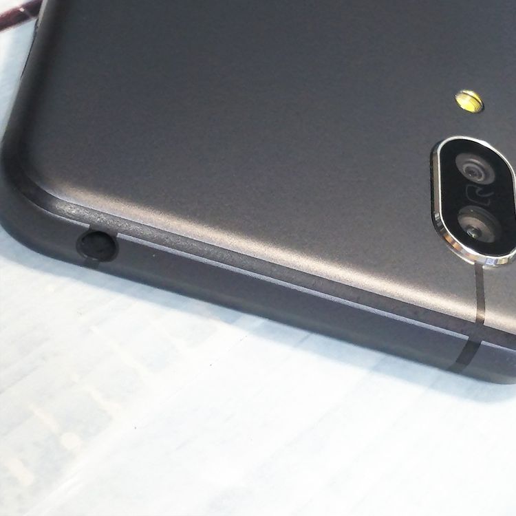 docomo AQUOS sense3 SH-02M �֥�å�  523