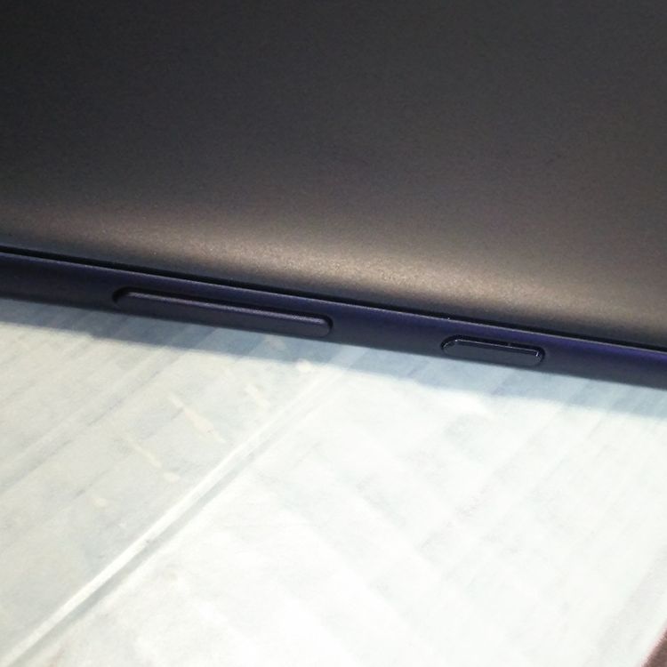 au Qua phone QZ ������ KYV44 ����ǥ���  961