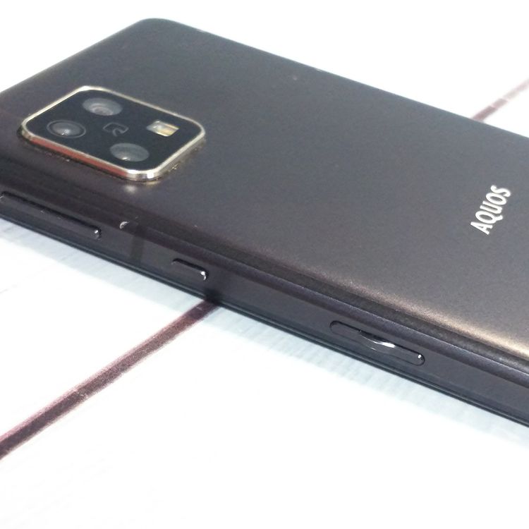 au SHG03 SHARP AQUOS sense5G 64GB �֥�å� [������]  720