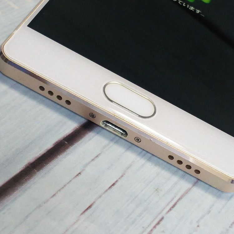 FREETEL REI �� �����ѥ󥴡����  FTJ161B  917