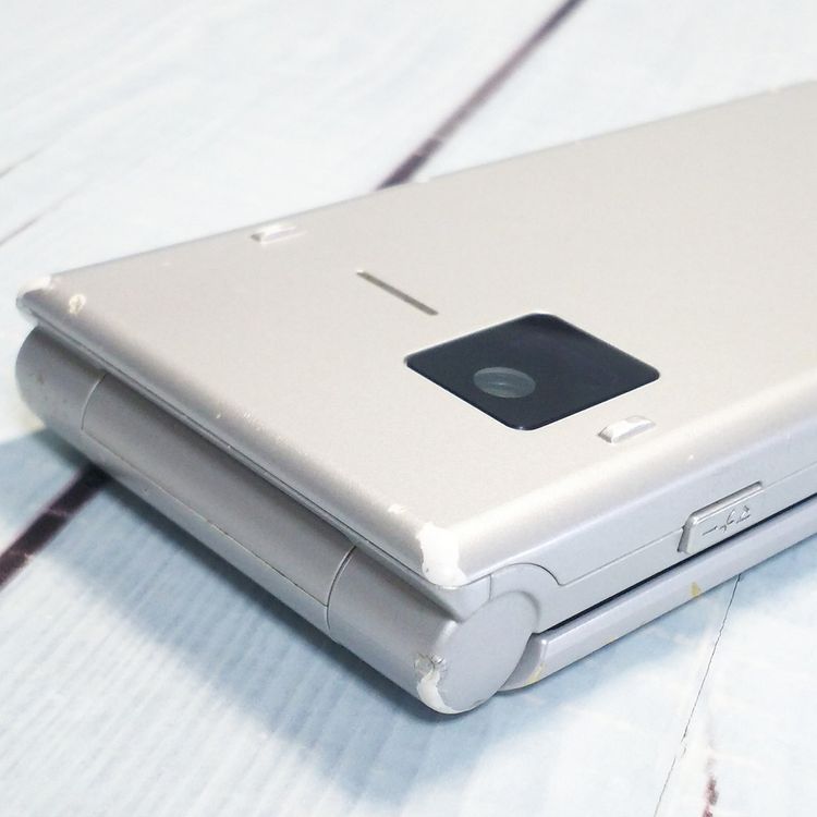 docomo arrows �ٻ��� �������� F-03L ����С�  055