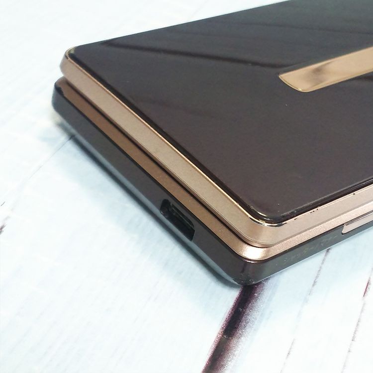 SHARP au AQUOS K SHF32 ����С� �֥饦��  059