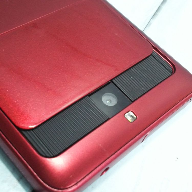 au BASIO3 ������ KYV43 ��å�  752