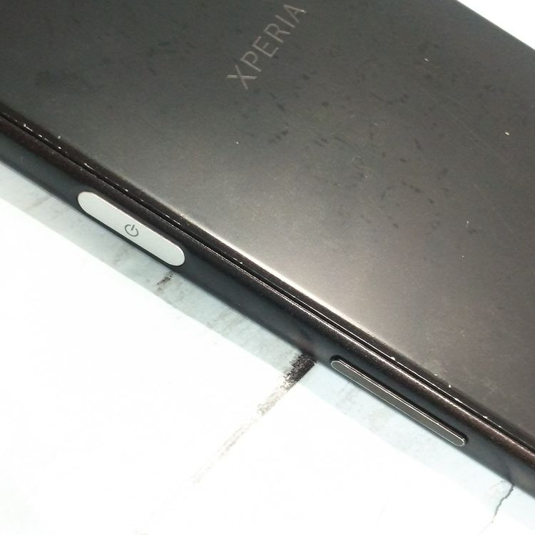 SONY Xperia XZs SOV35 au �֥�å�  239