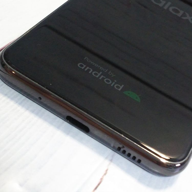 au Galaxy A20 SCV46 Black  186