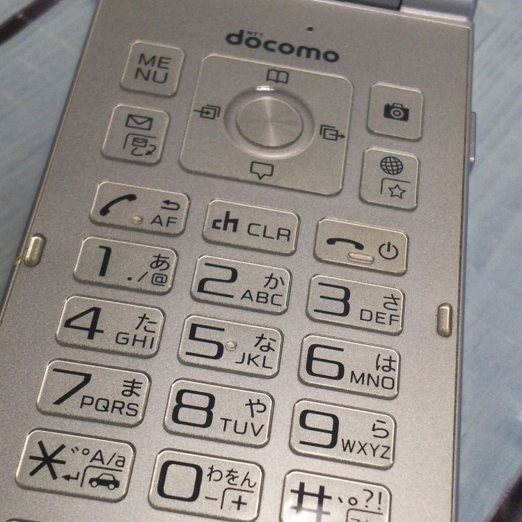 docomo arrows �ٻ��� �������� F-03L ����С�  437
