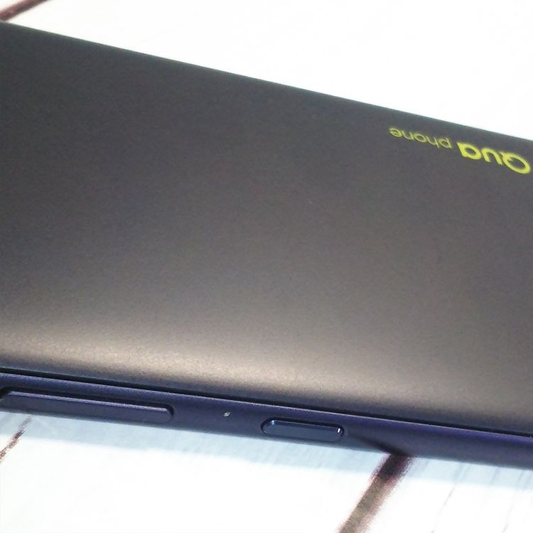 au Qua phone QZ ������ KYV44 ����ǥ���  568