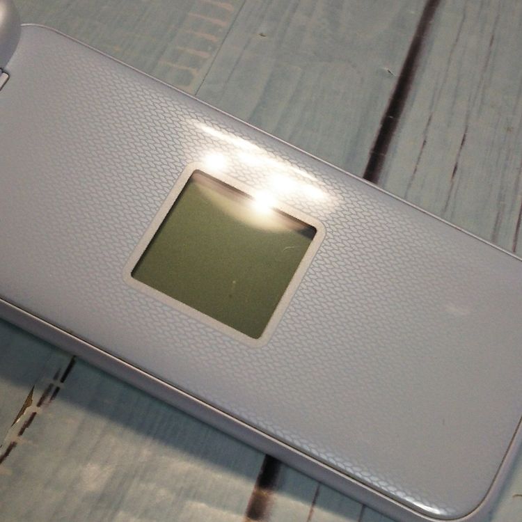 docomo �ٻ��� �餯�餯�ۥ� F-01M �ۥ磻��  901