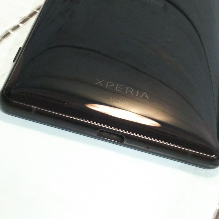 docomo SONY Xperia XZ2 64GB �֥�å� SO-03K  234