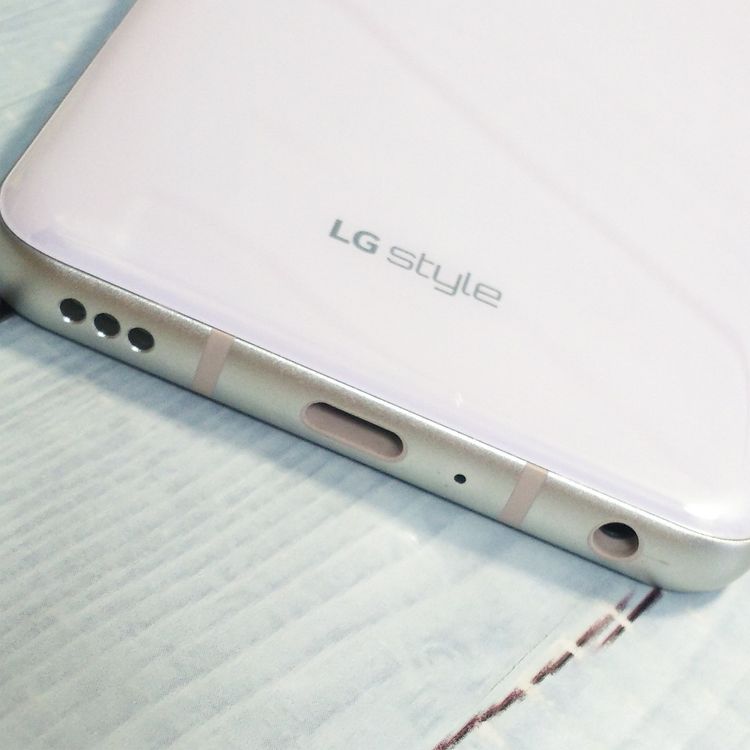 docomo LG style3 L-41A ��������ۥ磻��  957