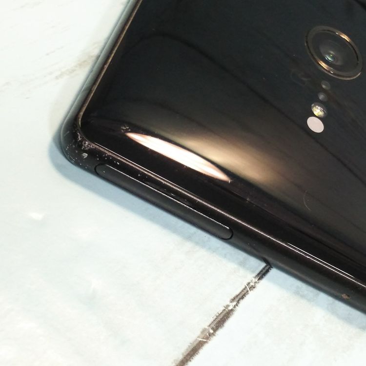 docomo SONY Xperia XZ2 64GB �֥�å� SO-03K  997