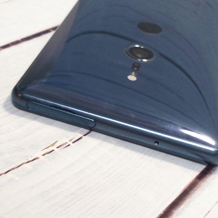 SONY Xperia XZ2 SoftBank 702SO ���꡼��  576
