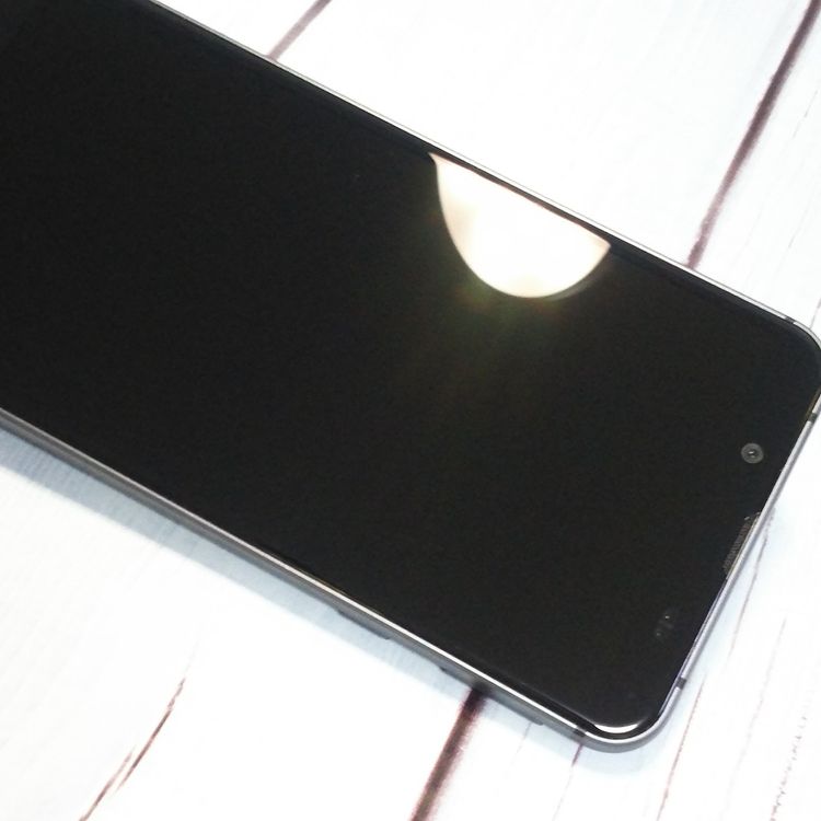 au AQUOS sense3 SHV45 �֥�å�  300