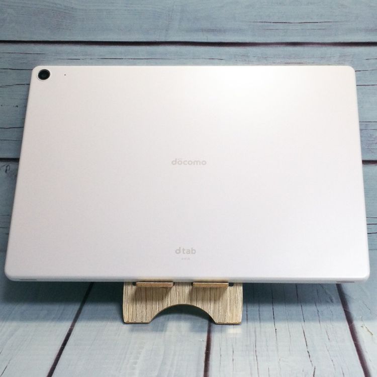 docomo dtab d-41A SHARP Androidタブレット ホワイト  美品 432