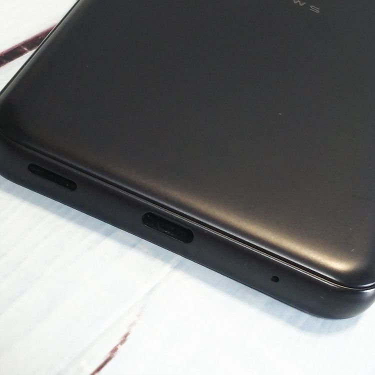 au arrows We FCG01 �֥�å�  599