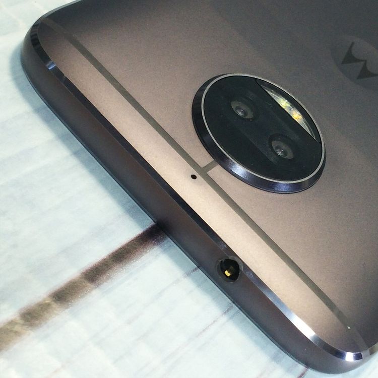 ��ȥ����� Moto G5S Plus XT1805 ��ʥ��졼  851