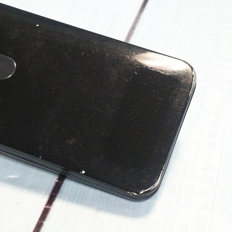 KYOCERA au GRATINA 4G BLACK KYF31  954