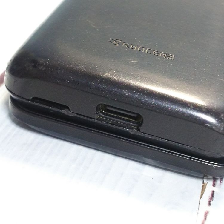 au GRATINA KYF42 �֥�å� ������ SIM���å�  152