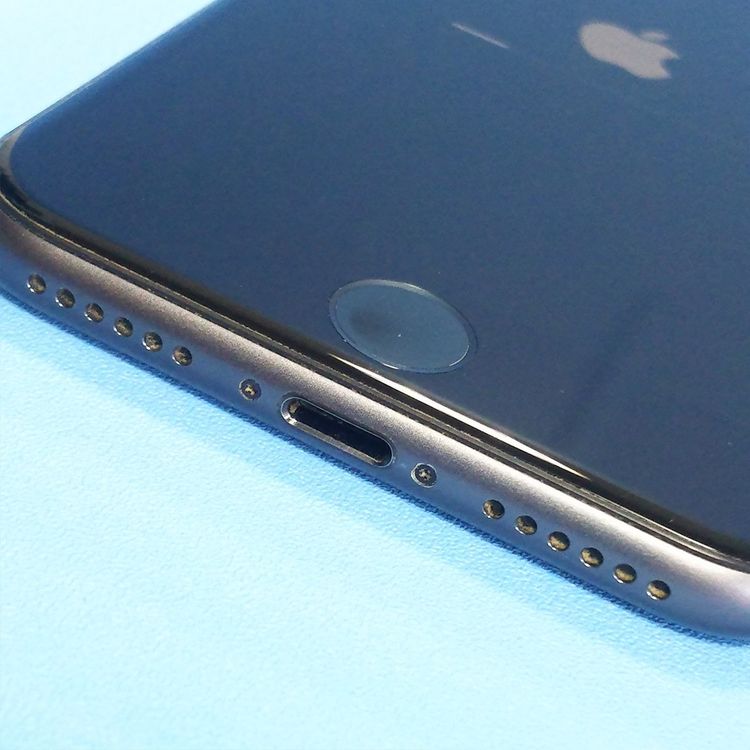 au iPhone8 64GB ���ڡ������졼  837