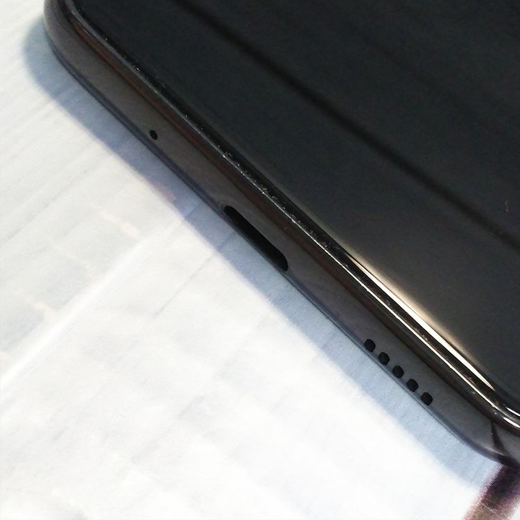 au Galaxy A20 SCV46 Black  519