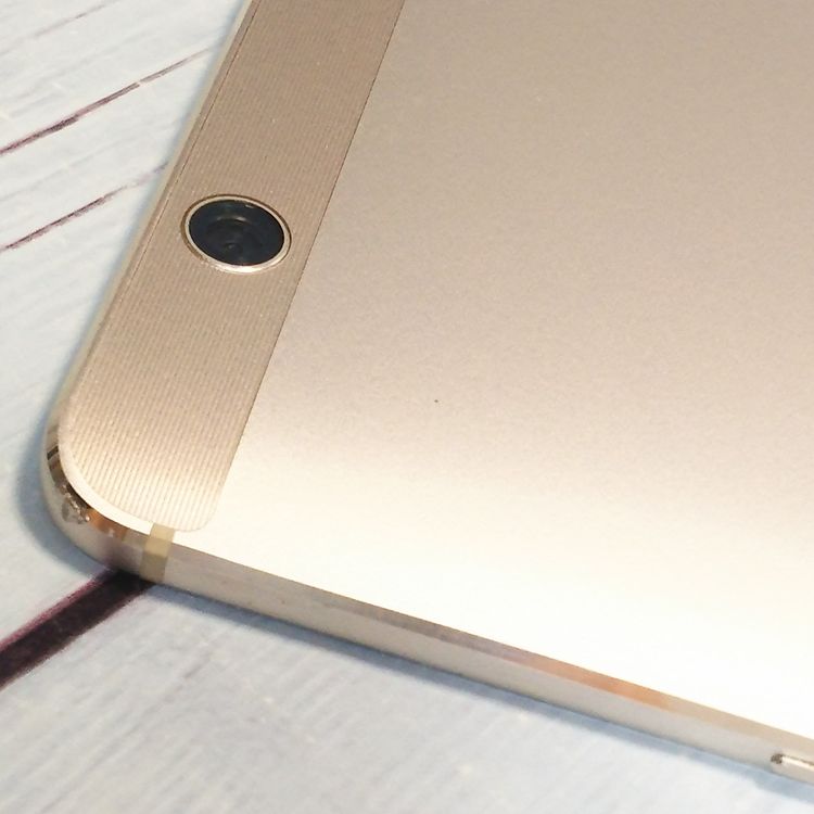 docomo HUAWEI d-01J dtab compact 16GB �������  482