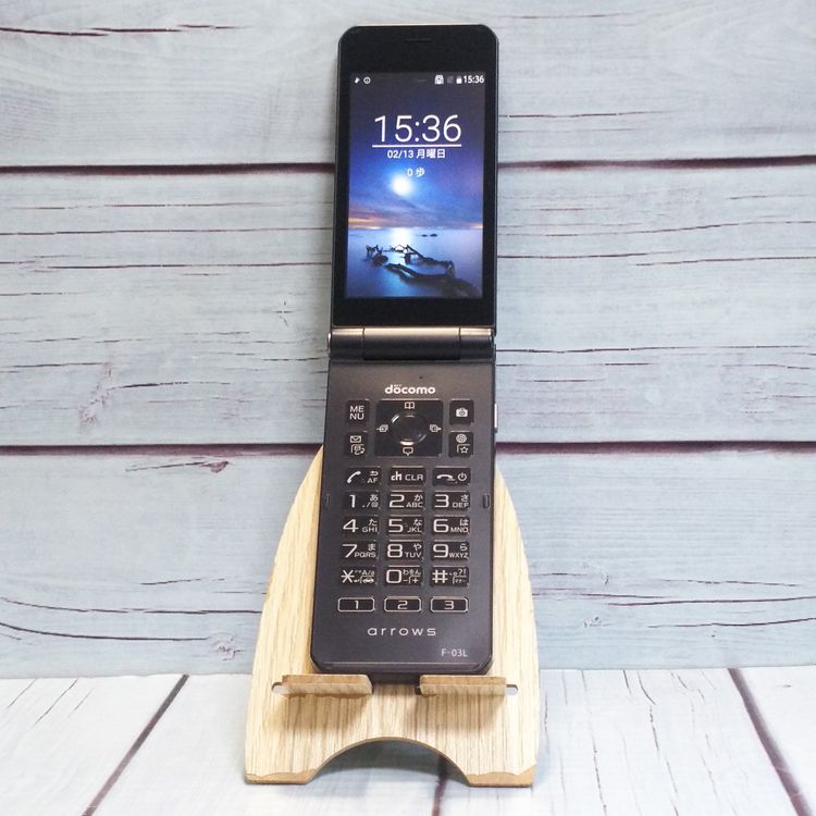 docomo arrows ٻ  F-03L ֥å  048