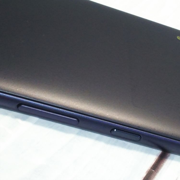 au Qua phone QZ ������ KYV44 ����ǥ���  791