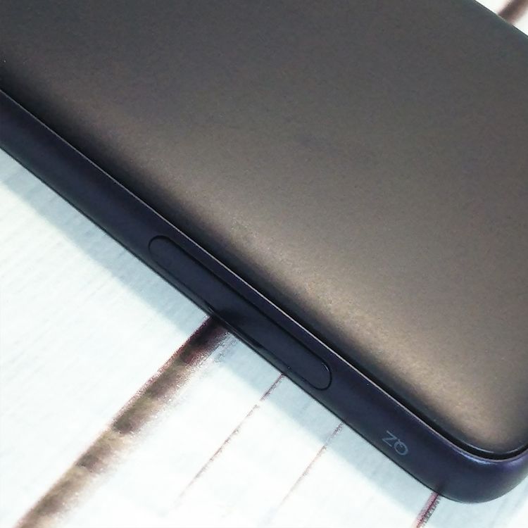 au Qua phone QZ ������ KYV44 ����ǥ���  ���� 978