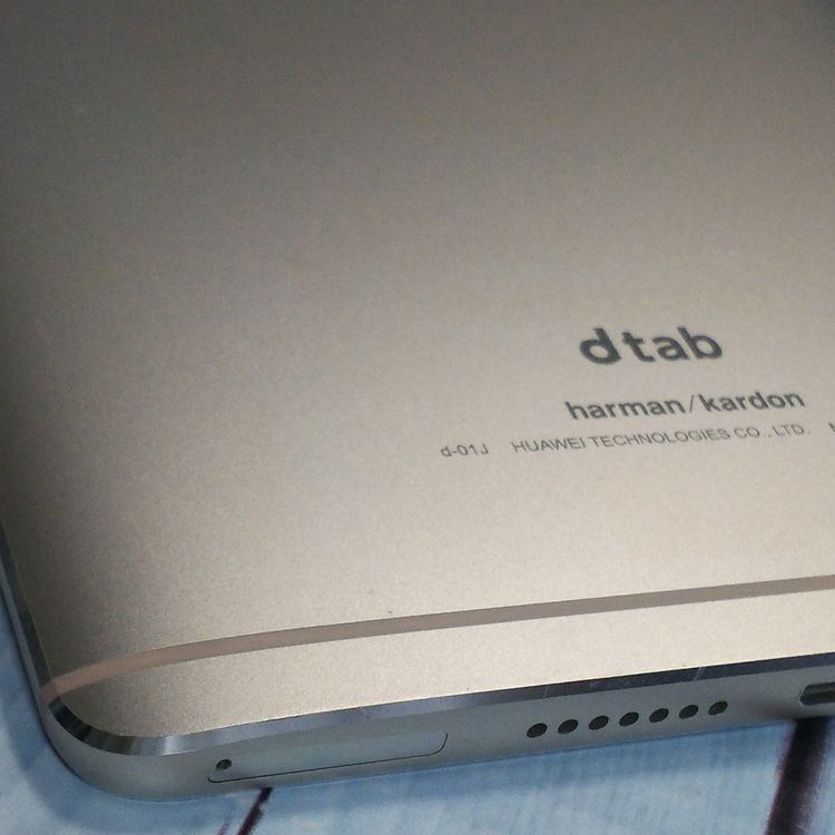 docomo HUAWEI d-01J dtab compact 16GB �������  503