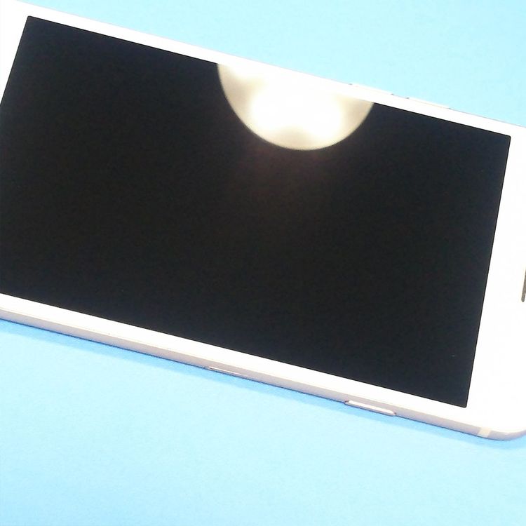 au iPhone8 64GB �������  059