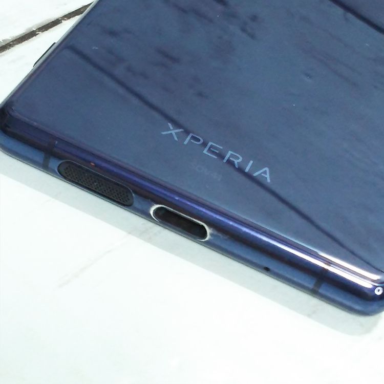 au Xperia5 SOV41 �֥롼  672