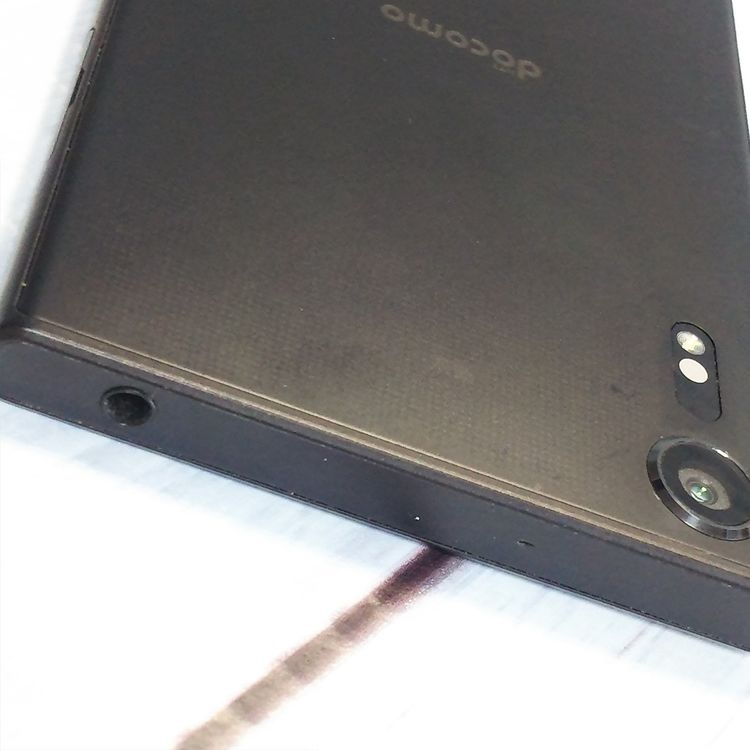 docomo Xperia XZs SO-03J BLACK �֥�å�  831