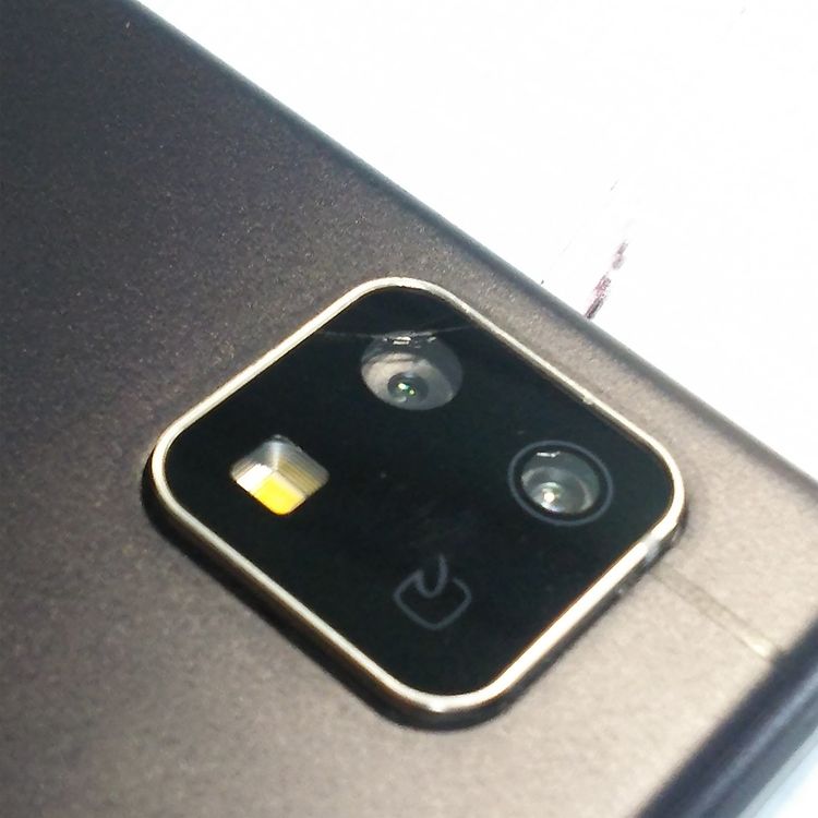 Ymobile AQUOS sense4 basic A003SH �饤�ȥ��åѡ�  552