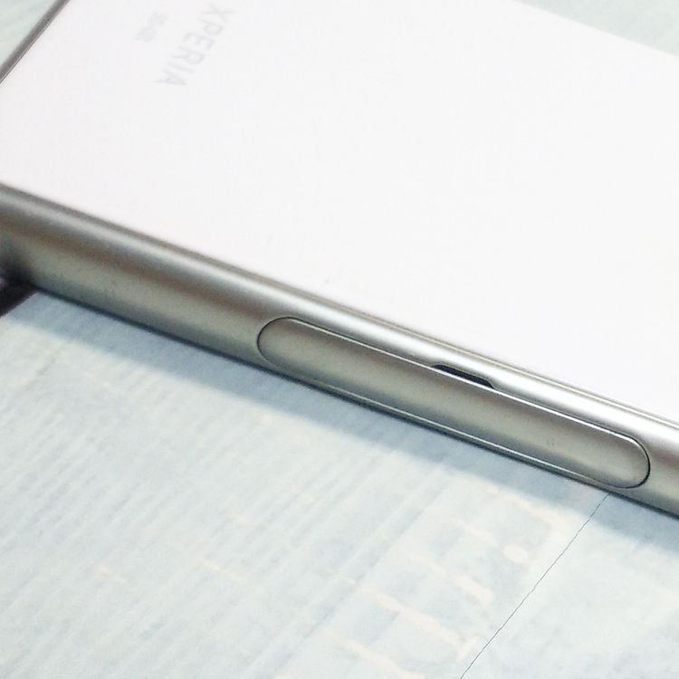 docomo Xperia Ace SO-02L �ۥ磻��  084