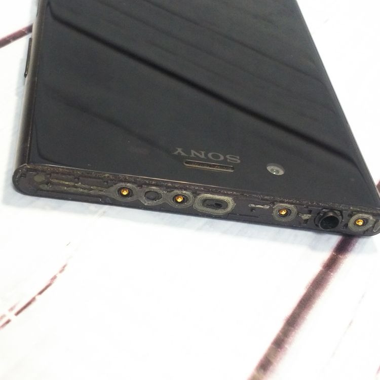 SoftBank Xperia XZ1 701SO Black �֥�å� [������]  613