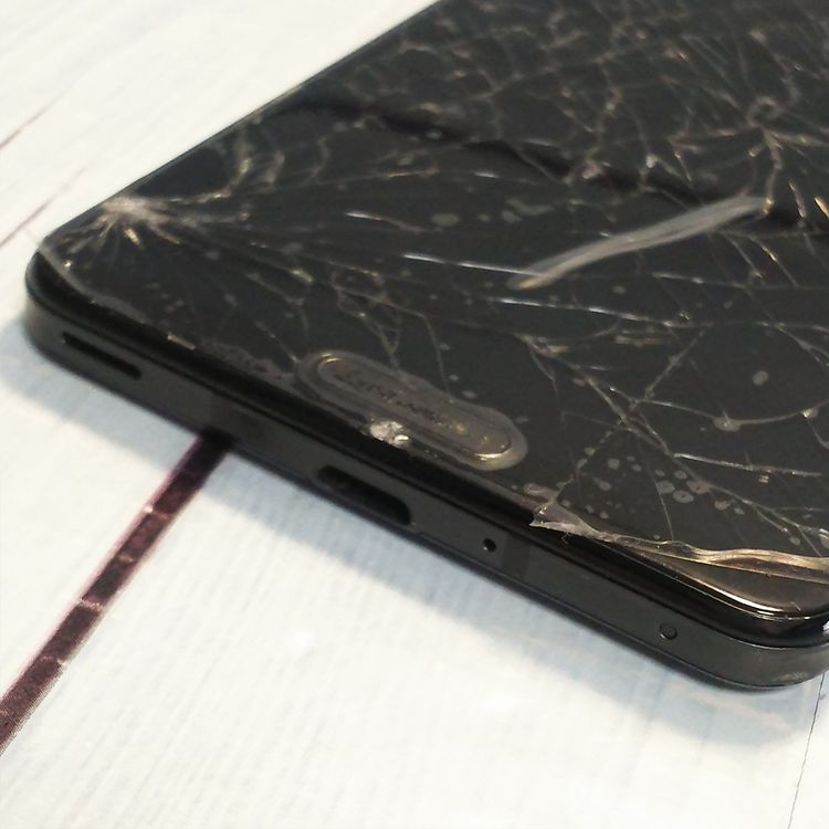 AQUOS R docomo 5G SHARP SH-51A �֥�å� [�����]  735