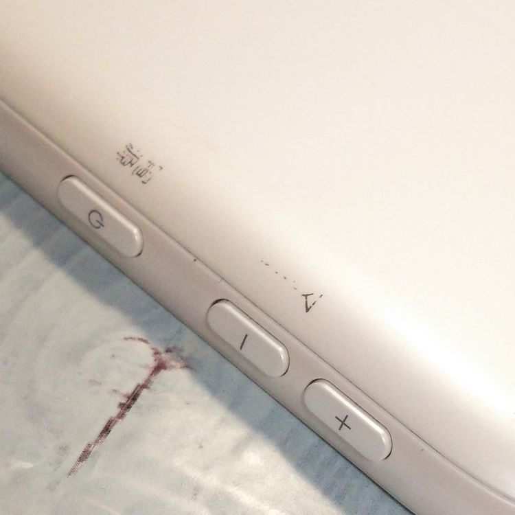 �ٻ��� �餯�餯���ޡ��ȥե���3 F-06F docomo �ۥ磻�� 584