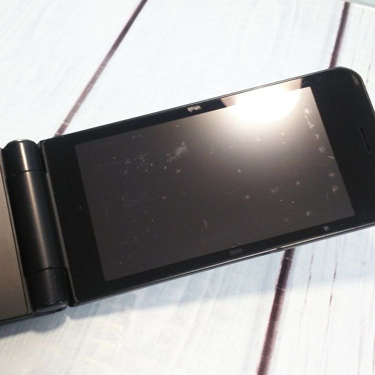 docomo arrows �ٻ��� �������� F-03L �֥�å�  778