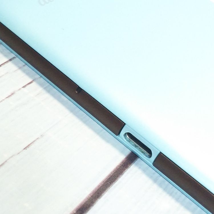 au KYOCERA Qua tab QZ8 ���祳�ߥ�� KYT32  845