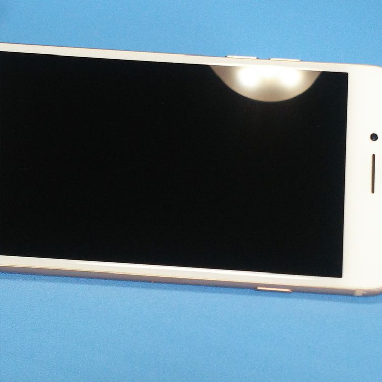 au iPhone8 64GB �������  354