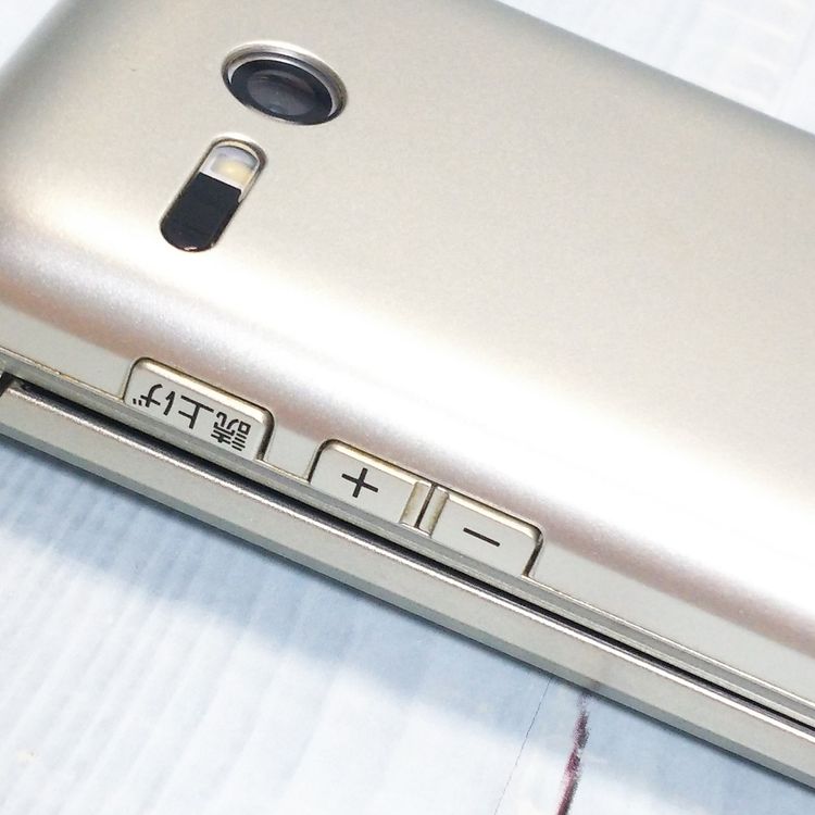 au ���󤿤󥱡����� ������ KYF41 �����ѥ󥴡����  008